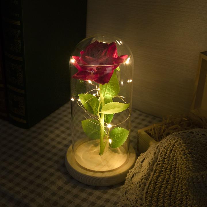 Rose Éternelle - Rouge Lumineuse